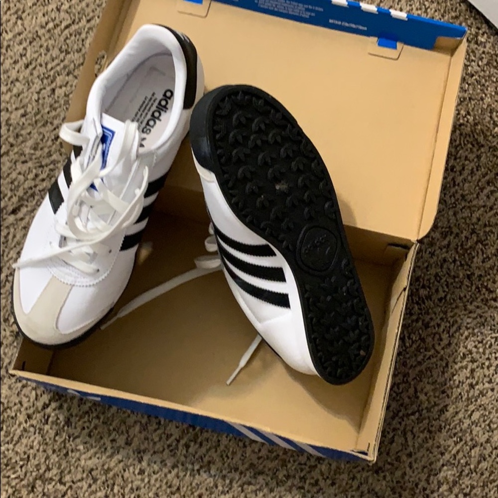 Adidas - Picture 2 of 2